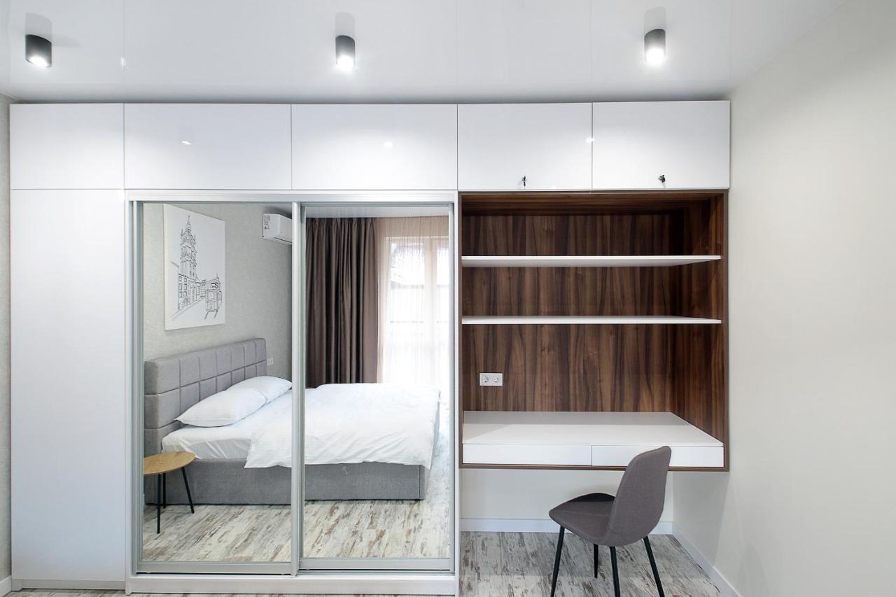 Apartamento Luxury Nest Lviv Center Exterior foto