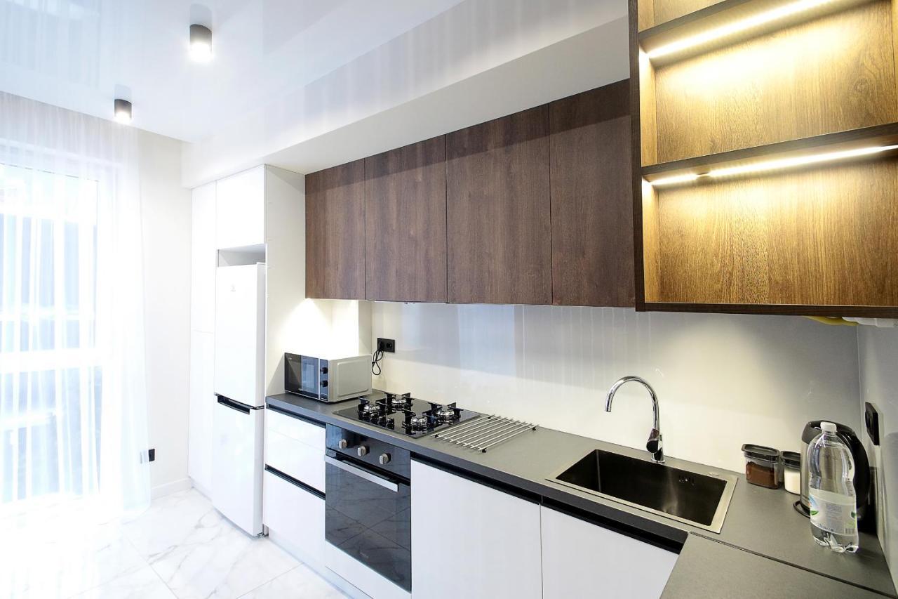 Apartamento Luxury Nest Lviv Center Exterior foto