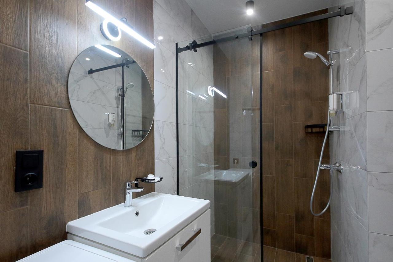Apartamento Luxury Nest Lviv Center Exterior foto